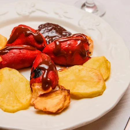 La Pastora 3*