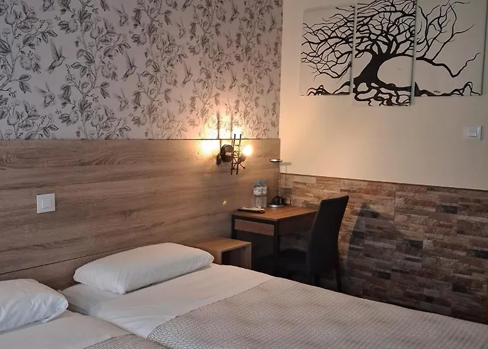 La Pastora 3* 칸델레다